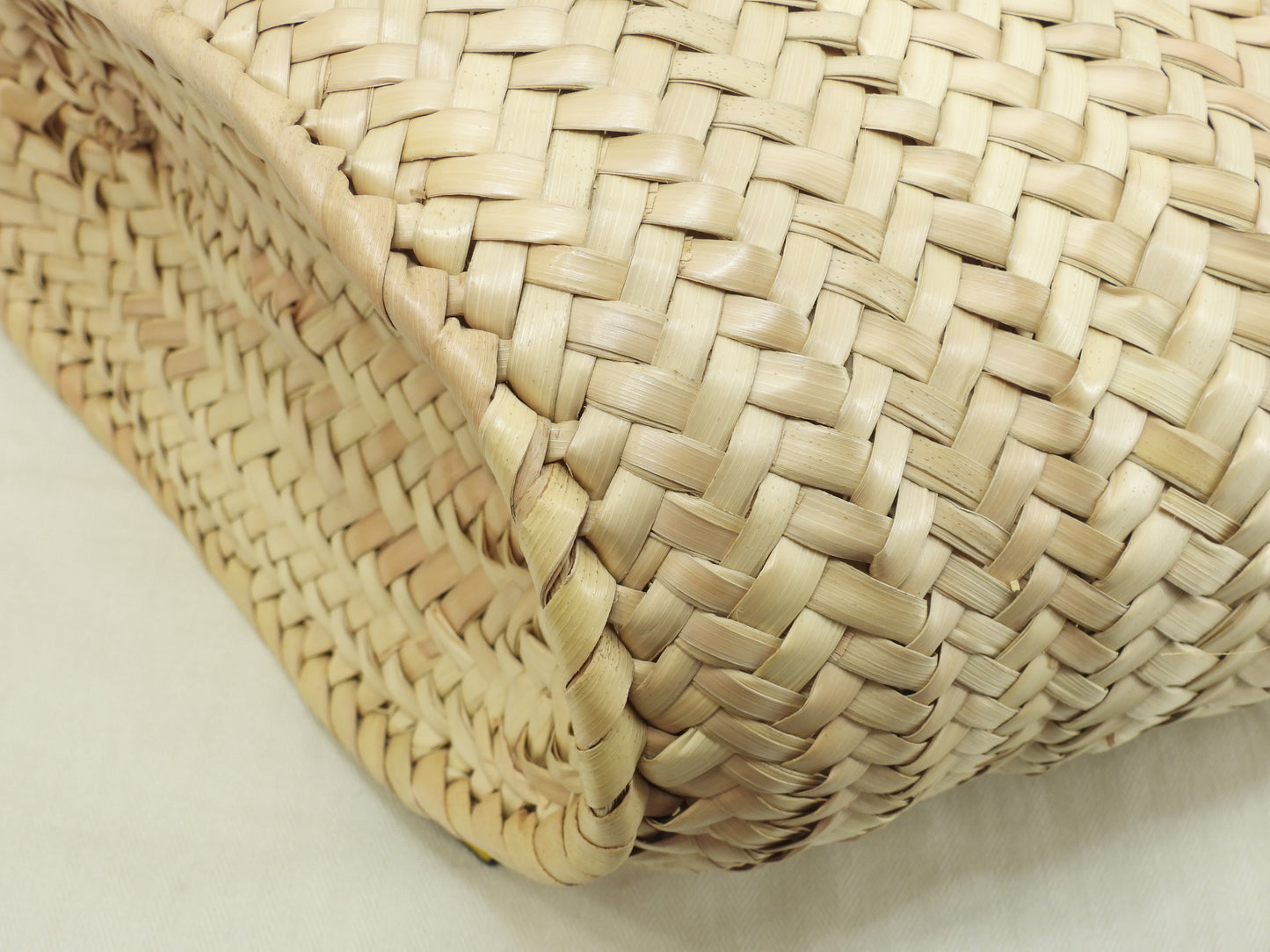 ロエベ バスケットスモール カゴバッグ ナチュラル黄革 ハンドバッグ 未使用@262047