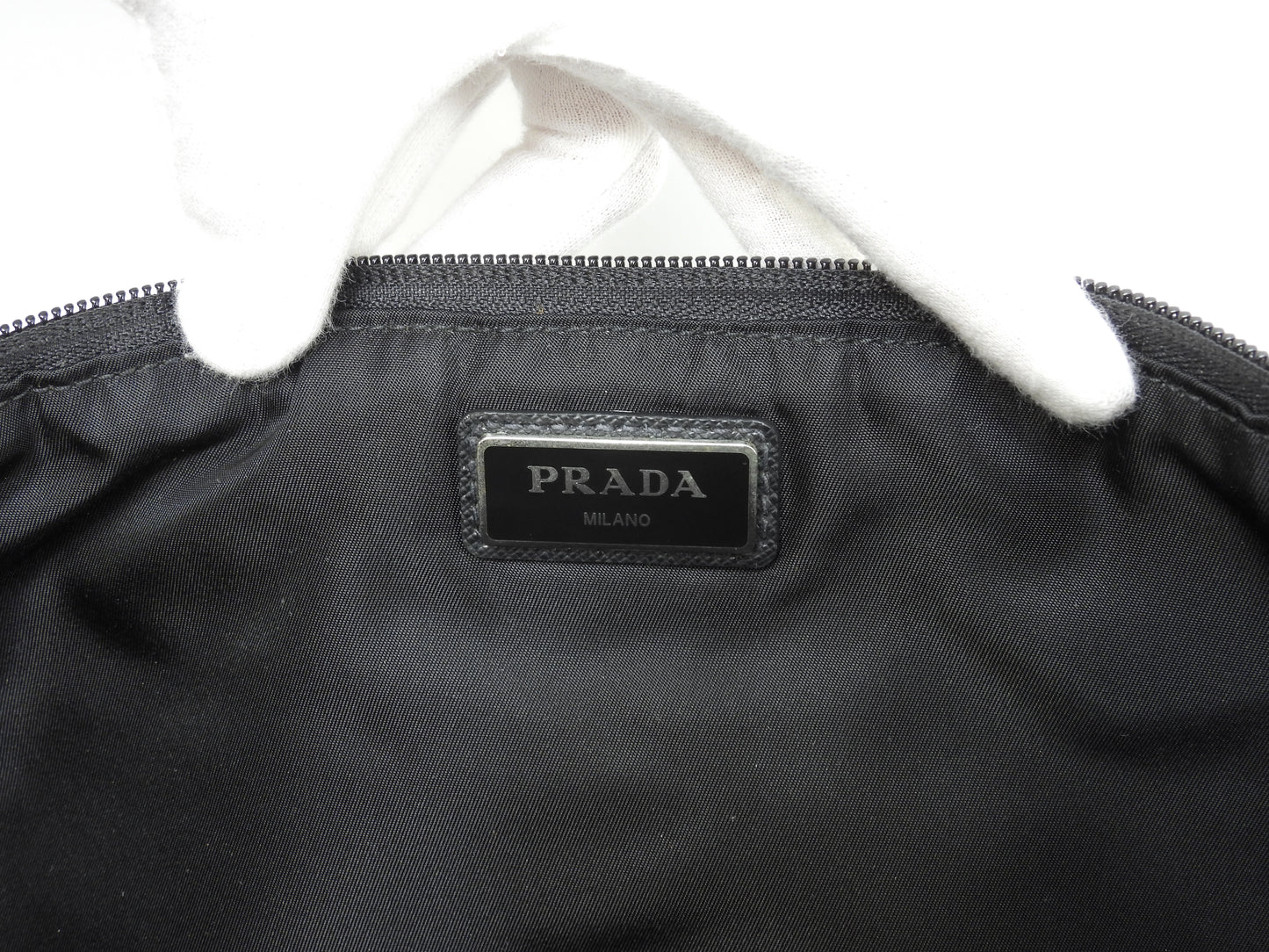 プラダ ボディバッグ大 ナイロンキルテッド 黒 バムバッグ 極美品@173