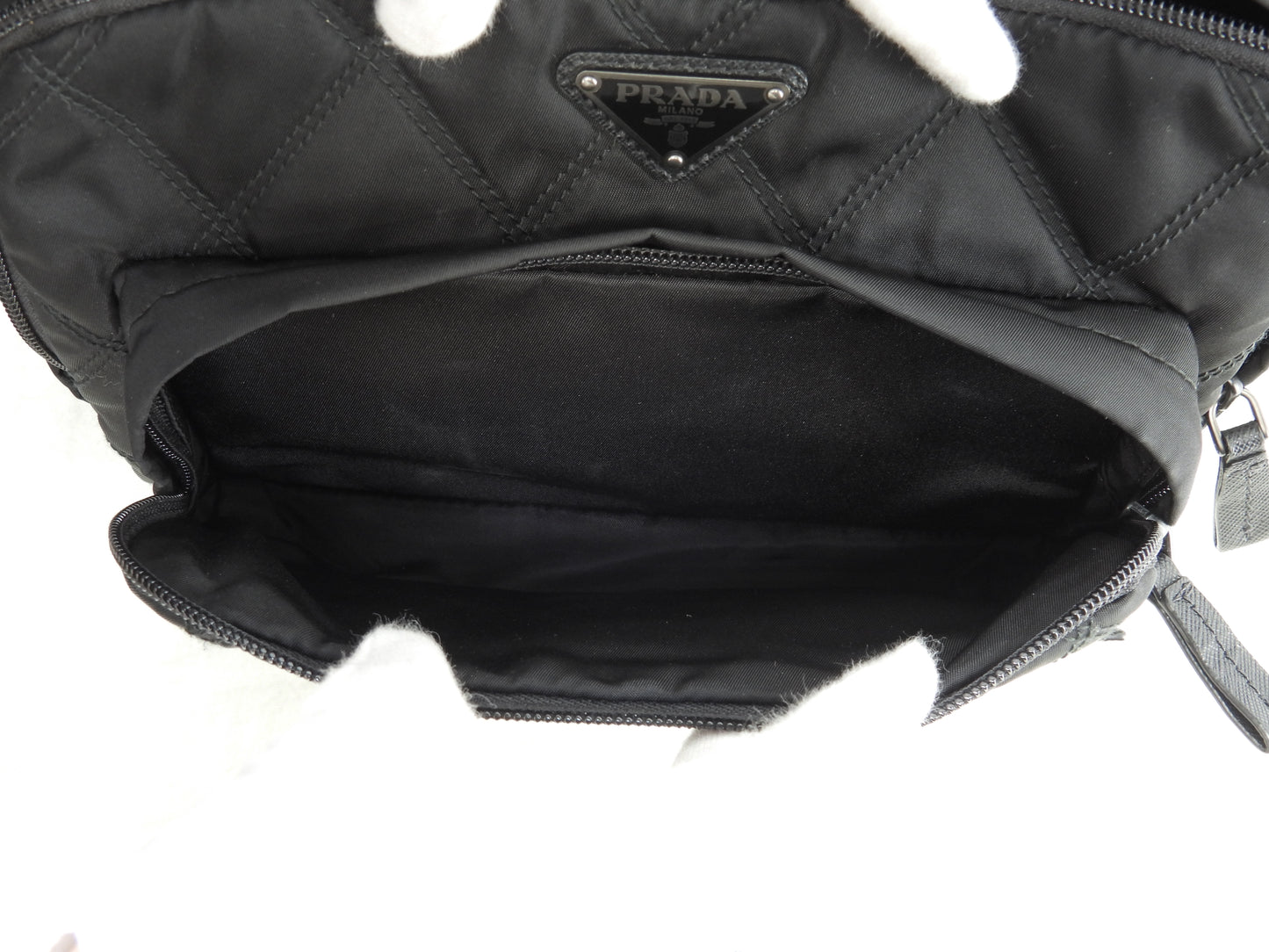 プラダ ボディバッグ大 ナイロンキルテッド 黒 バムバッグ 極美品@173