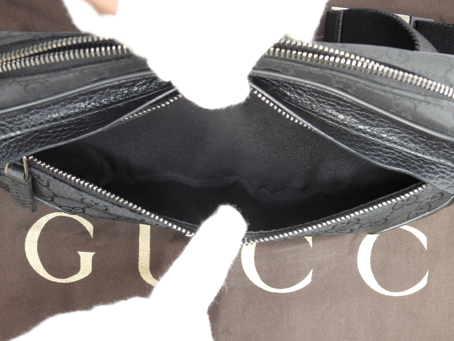 グッチ ベルトバッグ GG ナイロン革黒 ボディバッグ ウエストバッグ バムバッグ@ 32