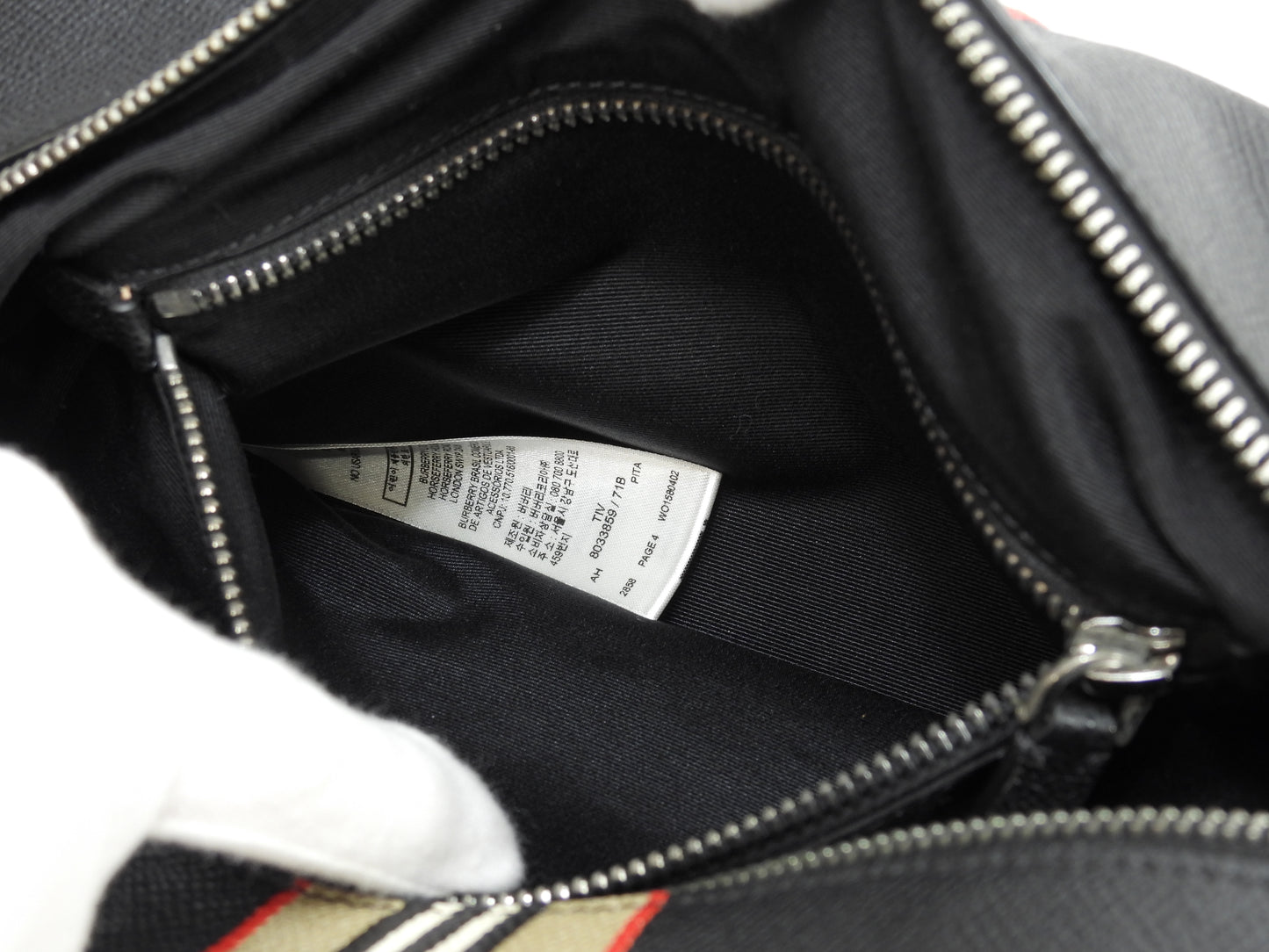 バーバリー セカンドバッグ ストライプ レザー黒 クラッチバッグ 極美品@ROPELP1071SEB