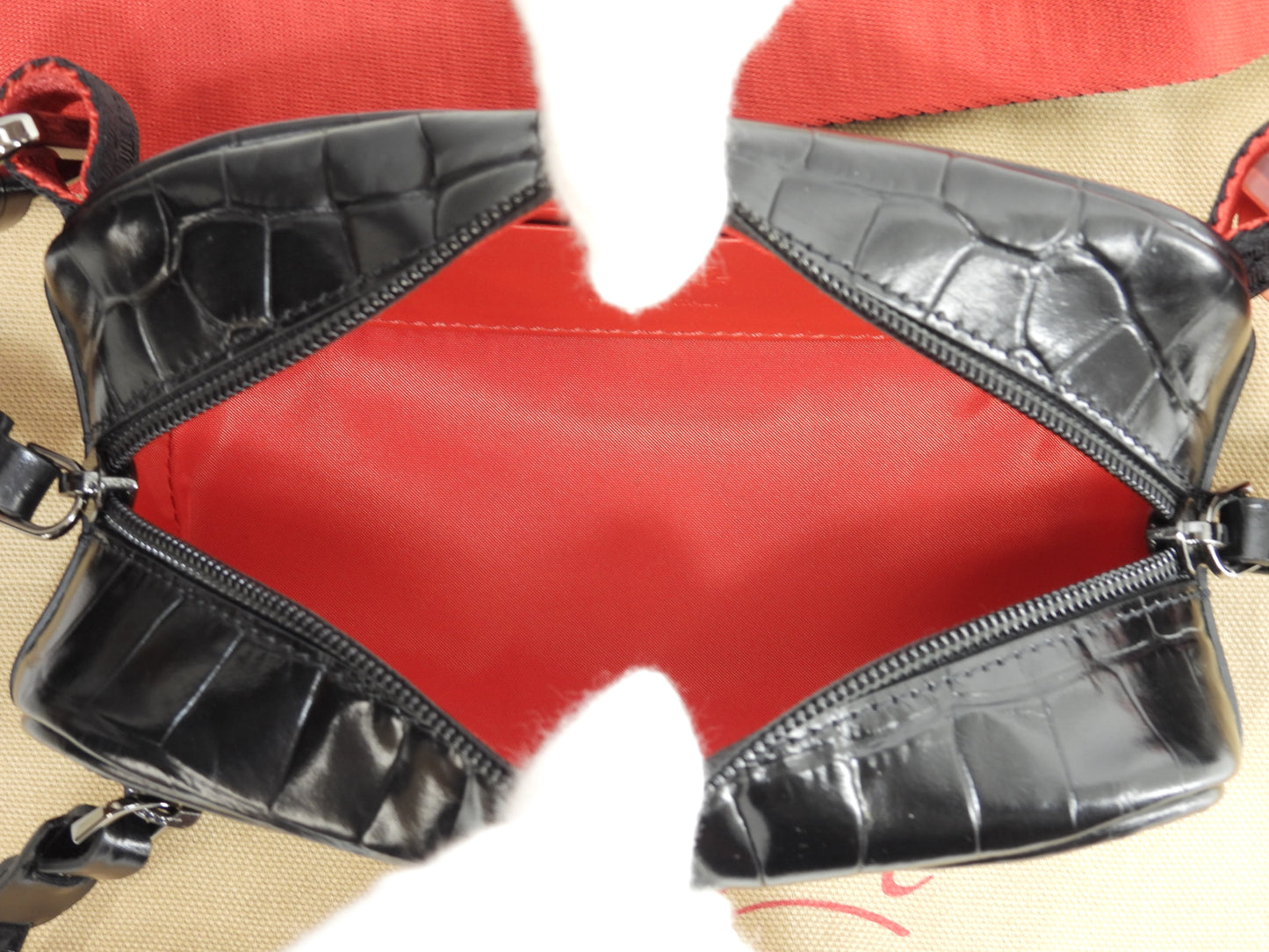 クリスチャンルブタン ボディバッグ小 Blaster クロコ型押レザー黒 ウエストバッグ 未使用@ 12