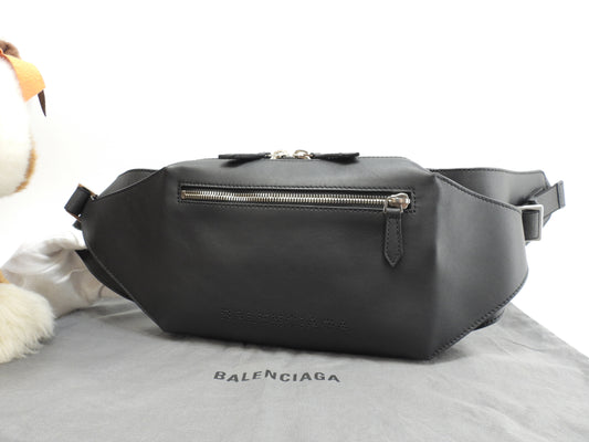 バレンシアガ ベルトバッグ ドットロゴ レザー黒 ボディバッグ クロスボディバッグ 極美品@ 5