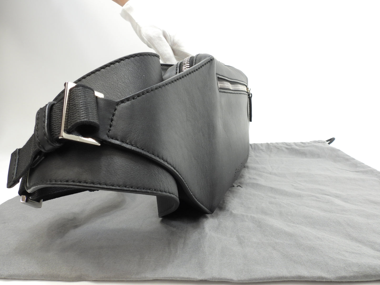 バレンシアガ ベルトバッグ ドットロゴ レザー黒 ボディバッグ クロスボディバッグ 極美品@ 5