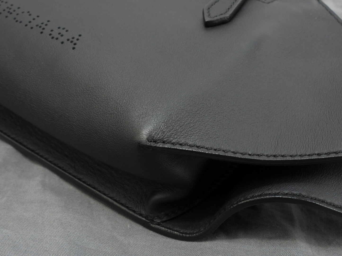 バレンシアガ ベルトバッグ ドットロゴ レザー黒 ボディバッグ クロスボディバッグ 極美品@ 5