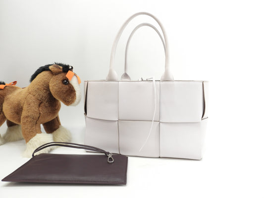 ボッテガヴェネタ トートバッグ スモールアルコ レザー薄ピンク ハンドバッグ@B09735239R