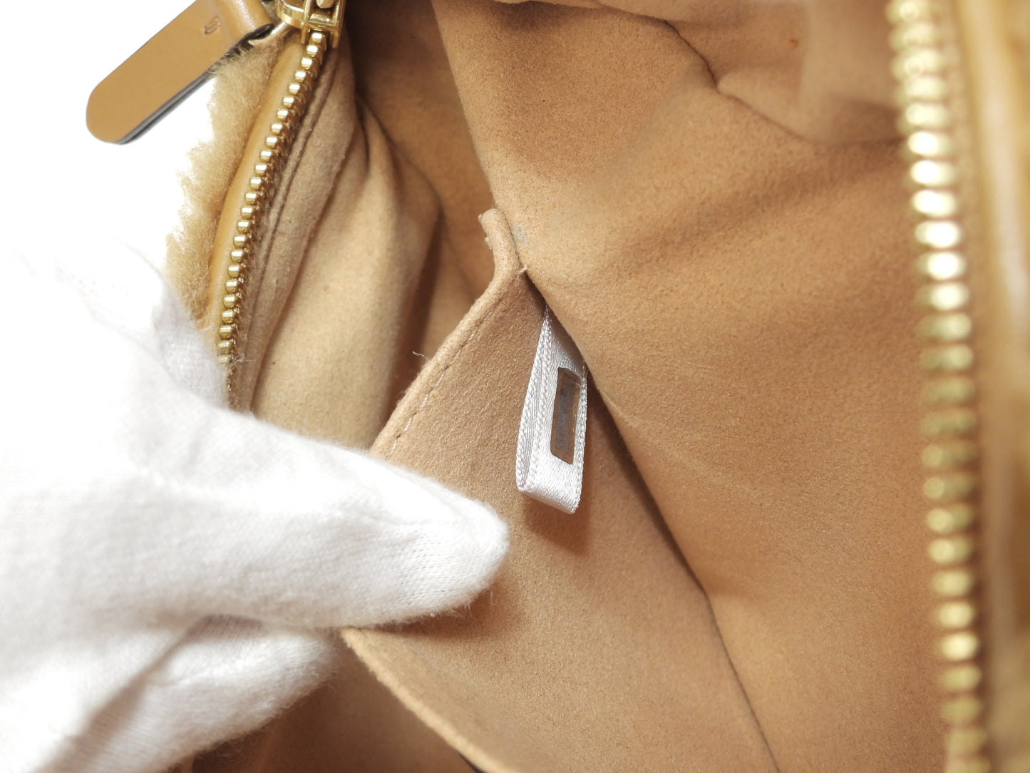 ジミーチュウ ボディバッグ ムートン 茶 バムバッグ 美品@VZ8SCH