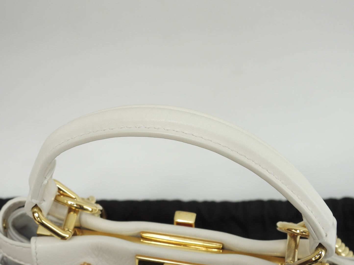 フェンディ ピーカブーミニ ビジュー付 レザー白 ハンドバッグ ポシェット 美品@ 8