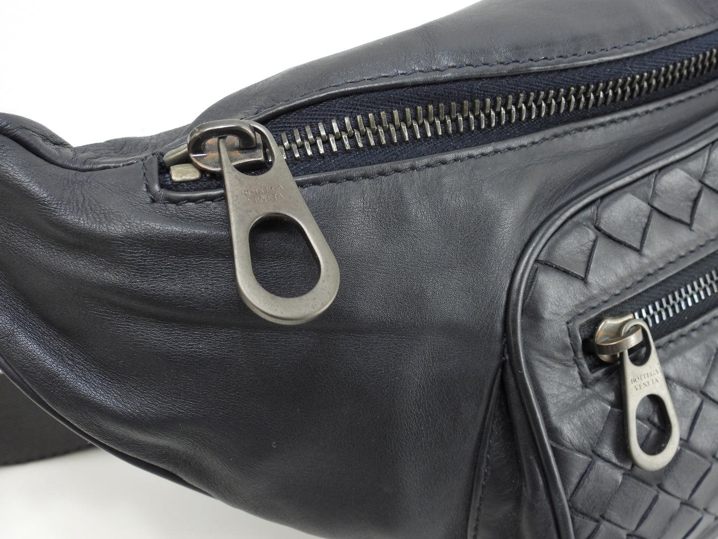 ボッテガヴェネタ ボディバッグ小 イントレチャート レザー紺 ウエストバッグ@ 253