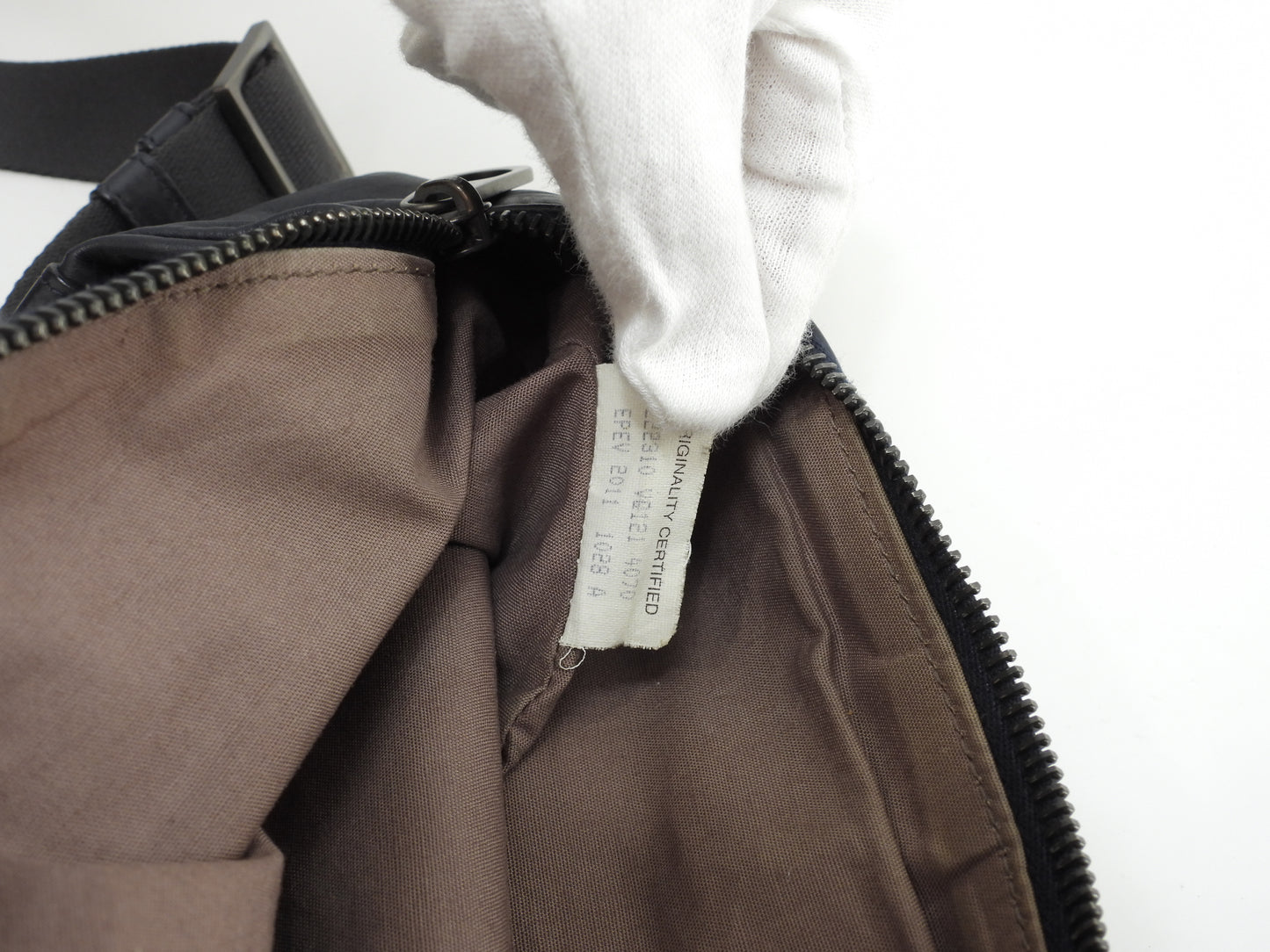 ボッテガヴェネタ ボディバッグ小 イントレチャート レザー紺 ウエストバッグ@ 253