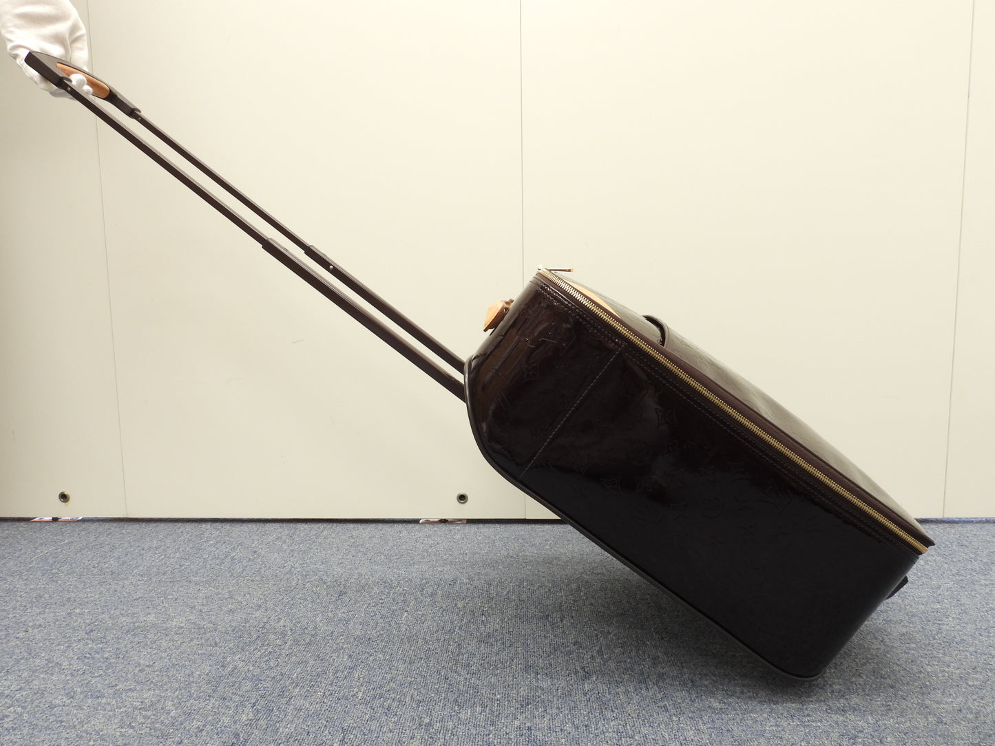 ルイヴィトン ペガス45 M91277 ヴェルニ/アマラント 旅行用キャリーバッグ 極美品@MB0068 2