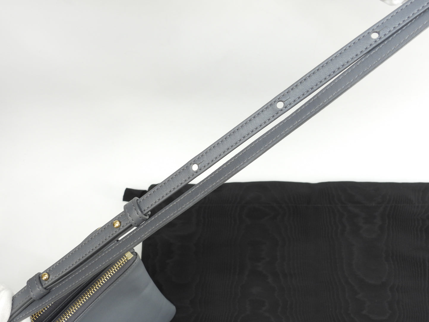 セリーヌ トリオ ラージ スムースレザー灰 クロスボディバッグ ポシェット 極美品@S-CU-2159