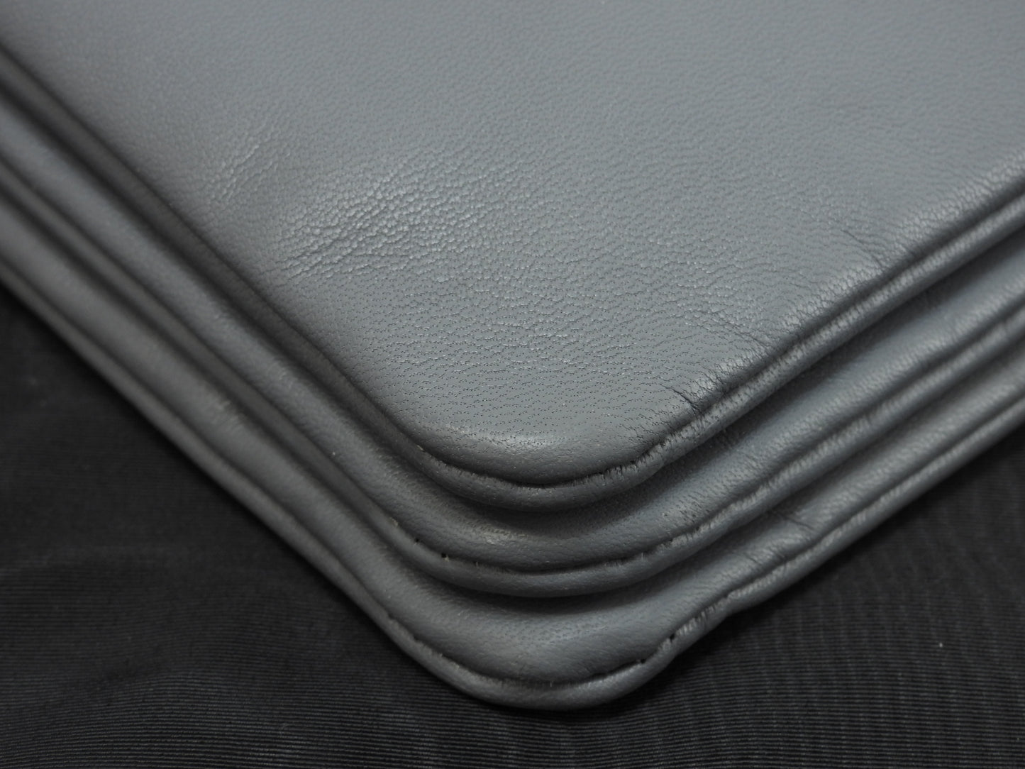 セリーヌ トリオ ラージ スムースレザー灰 クロスボディバッグ ポシェット 極美品@S-CU-2159