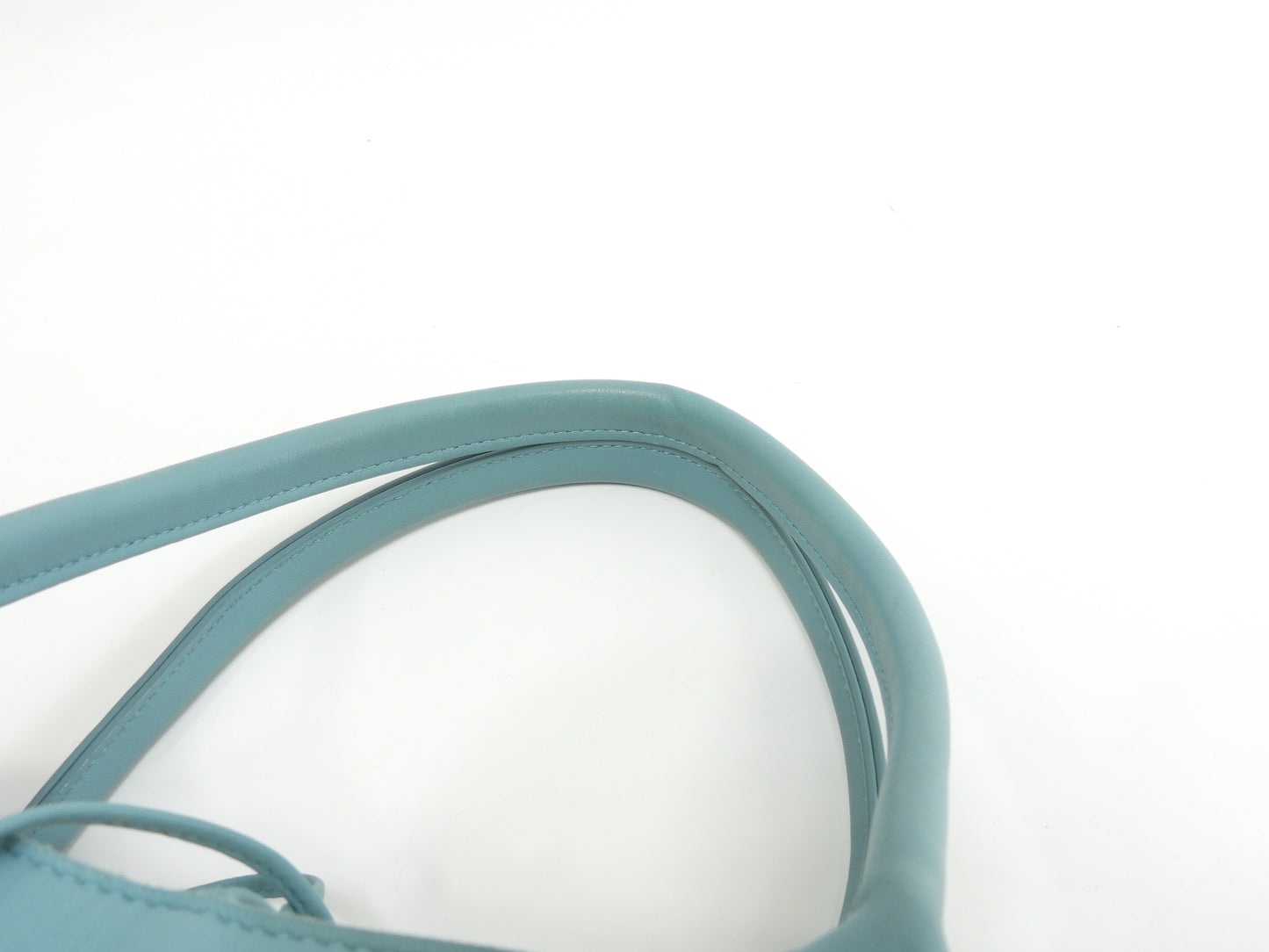 ボッテガヴェネタ トートバッグ ミディアムアルコ レザー水色 ハンドバッグ@B09043075C