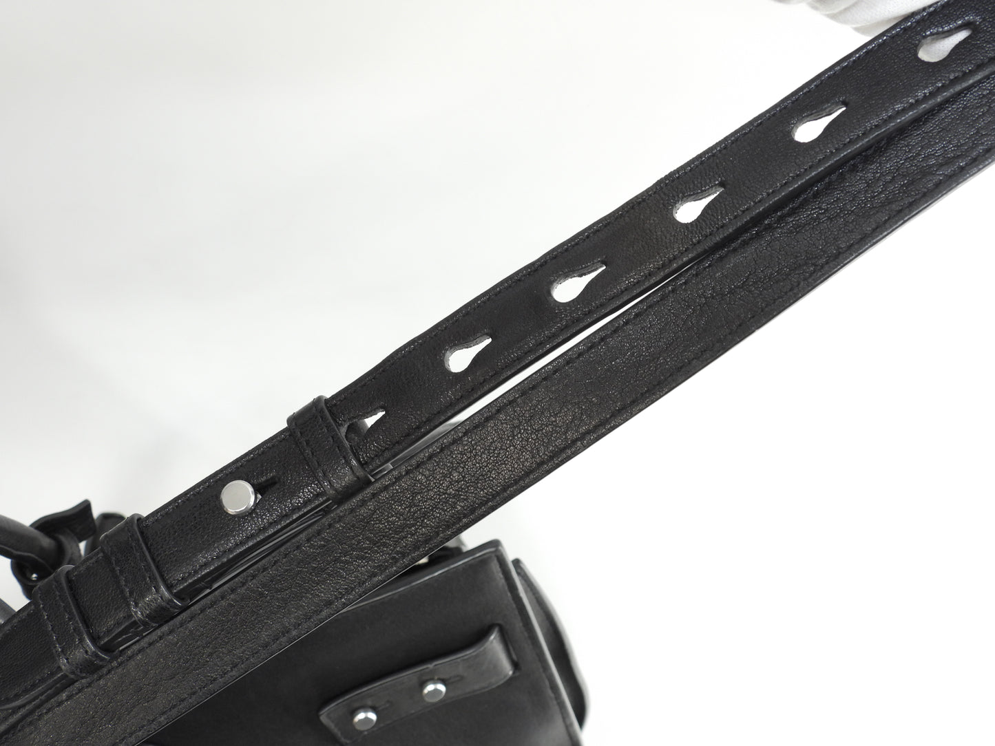 サンローラン サックドジュールスープル YSL レザー黒 メンズトート ハンドバッグ@ 92