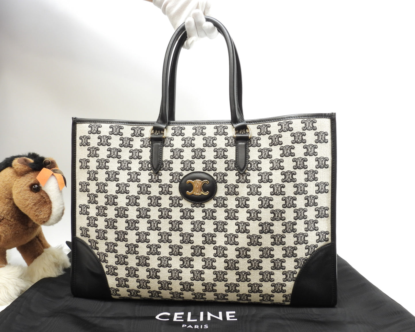 セリーヌ ホリゾンタルカバトートバッグ大 トリオンフ 黒白 極美品@S-GM-4250