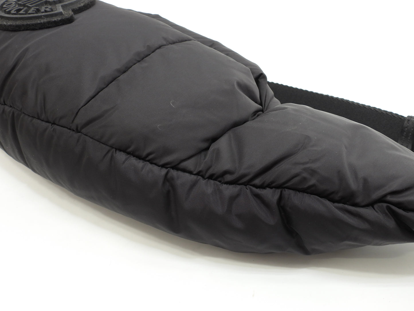 モンクレール ボディバッグ ダウン入ナイロン 黒 バムバッグ ベルトバッグ 美品@ 1