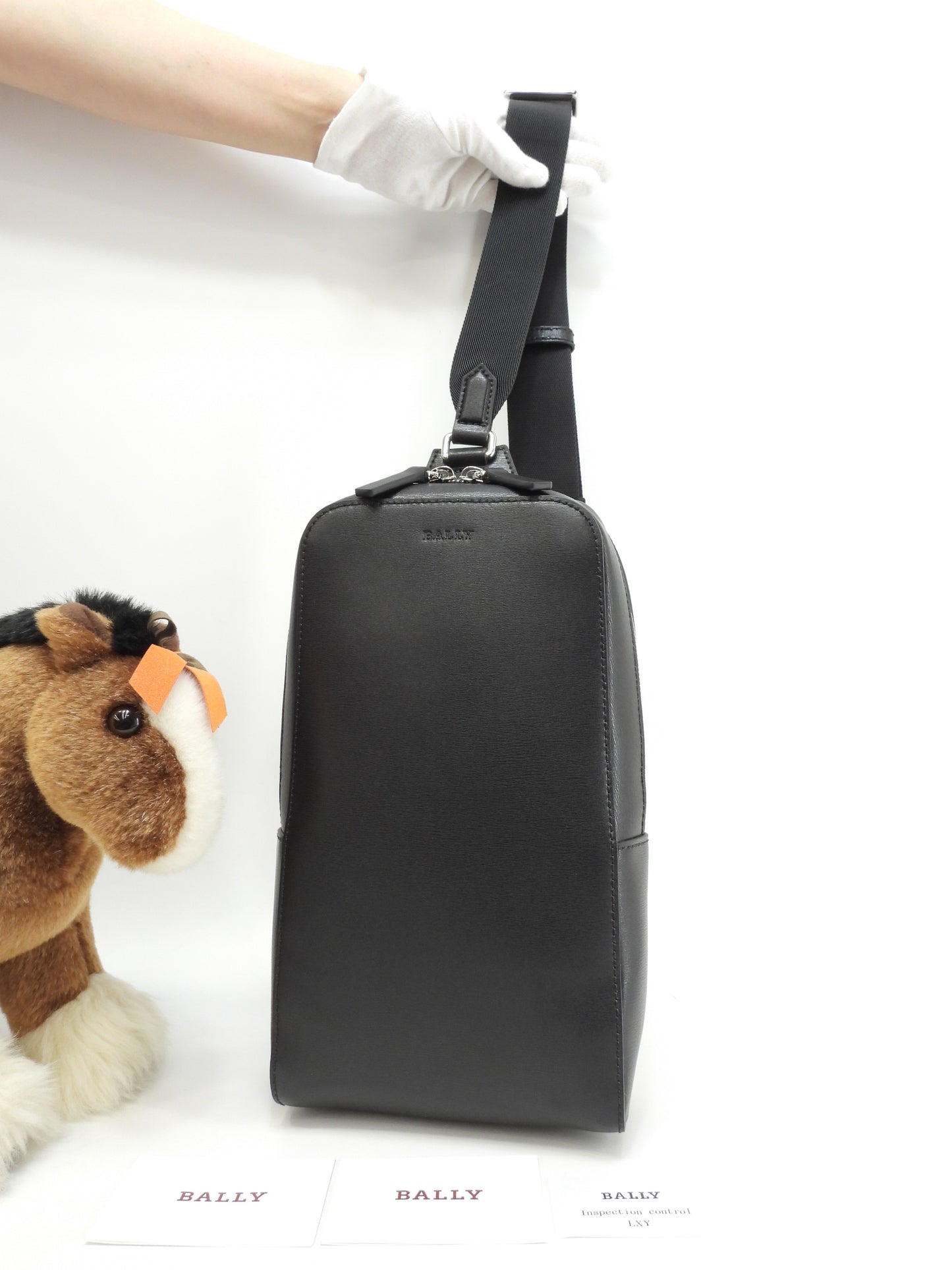 バリー ボディバッグ LENOXX レザー黒 ワンショルダーバッグ 極美品@ 1