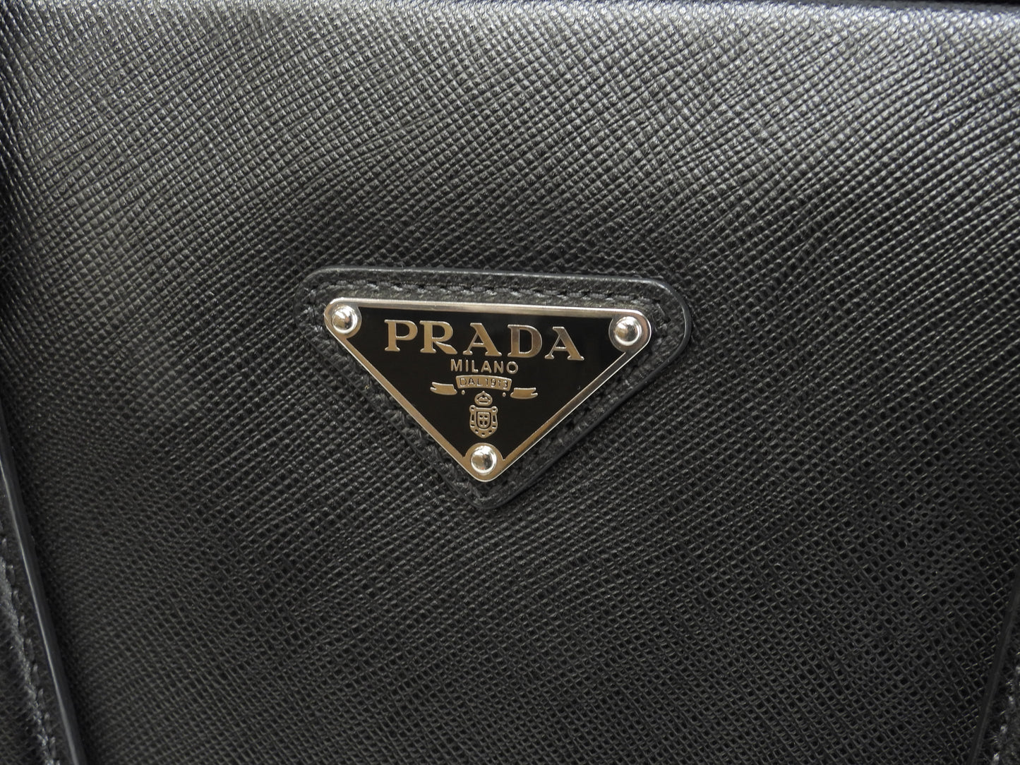 プラダ s付ブリーフケース 三角プレート サフィアーノ黒 書類カバン ドキュメントケース@208