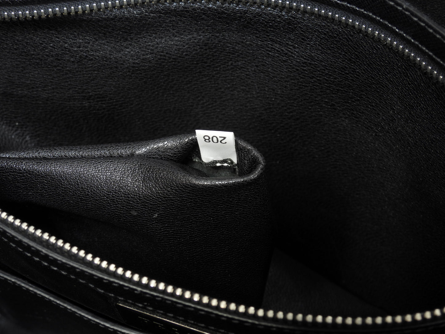 プラダ s付ブリーフケース 三角プレート サフィアーノ黒 書類カバン ドキュメントケース@208