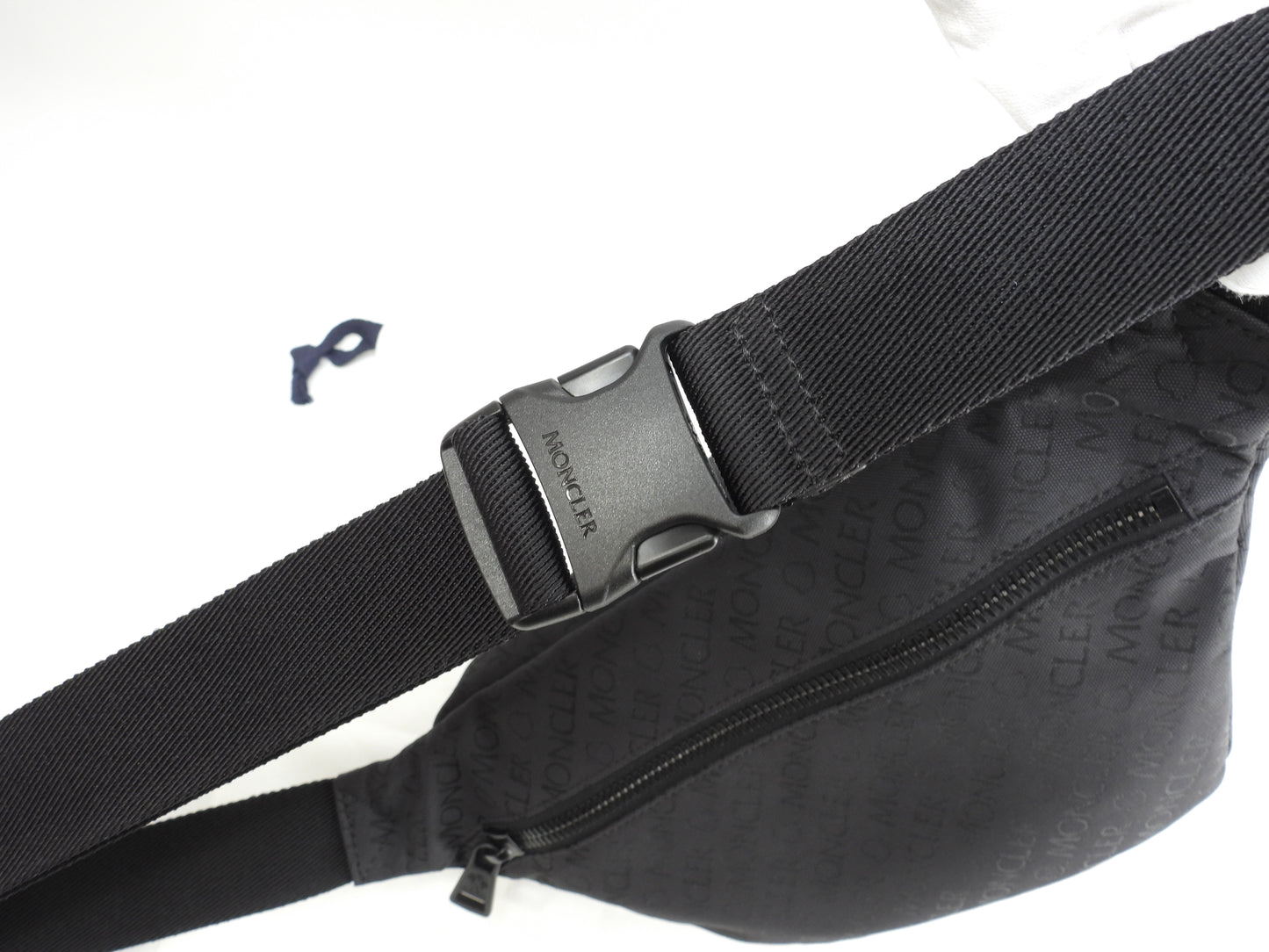 モンクレール ボディバッグ 総ロゴ柄 ナイロン黒 ウエストバッグ ベルトバッグ 極美品@ 1