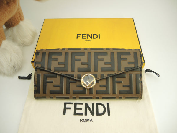 ☆Fendi 長財布　新品未使用