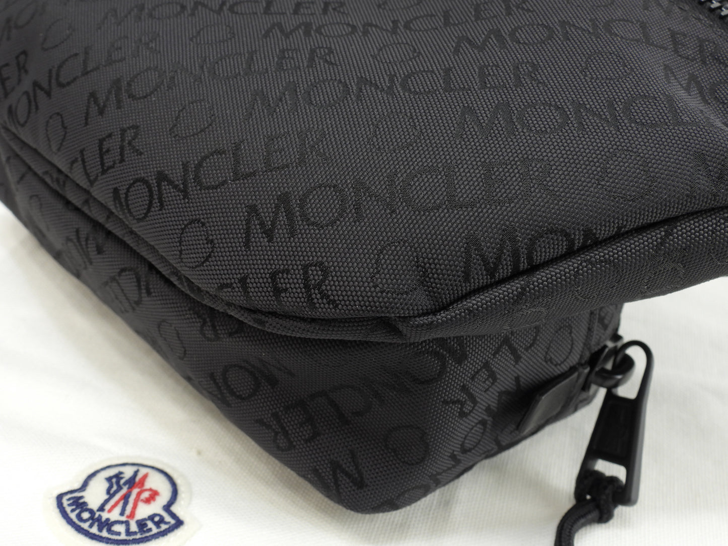 モンクレール ボディバッグ 総ロゴ柄 ナイロン黒 ウエストバッグ ベルトバッグ 極美品@ 1