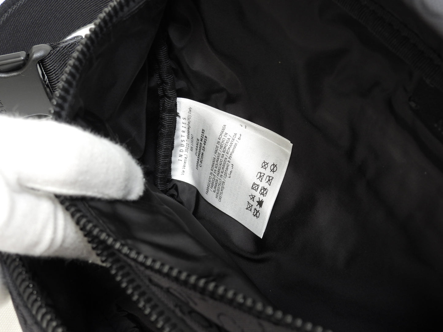 モンクレール ボディバッグ 総ロゴ柄 ナイロン黒 ウエストバッグ ベルトバッグ 極美品@ 1