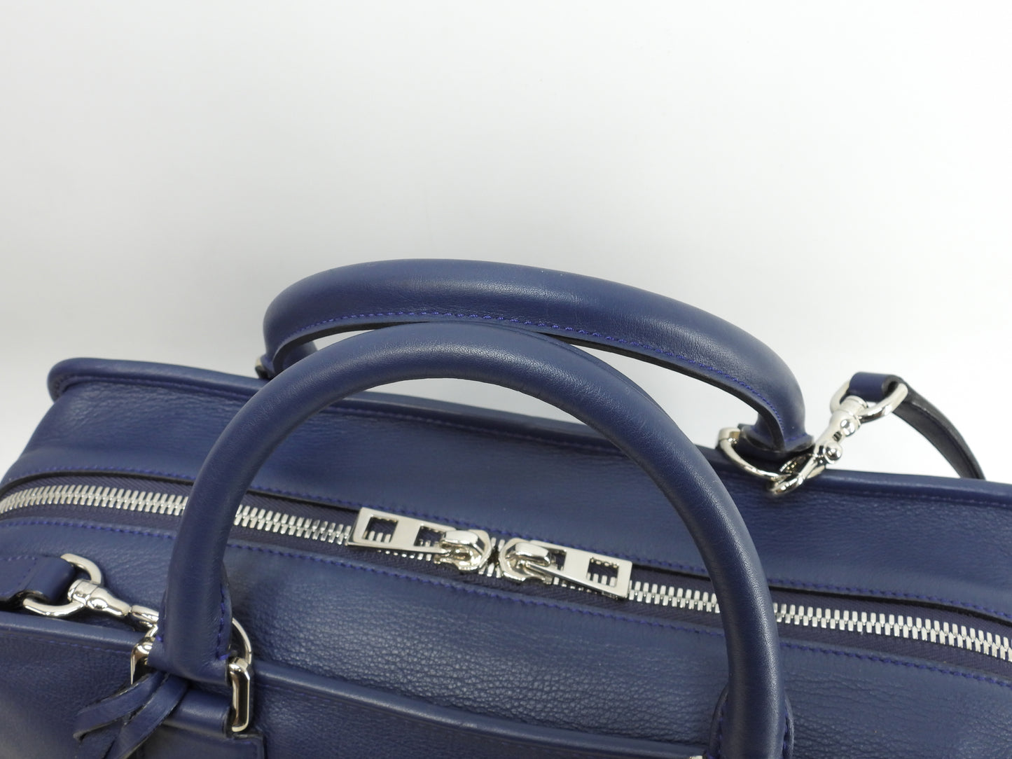 ロエベ s付アマソナ36 レザー 青 ショルダーストラップ付ハンドバッグ 美品@011505