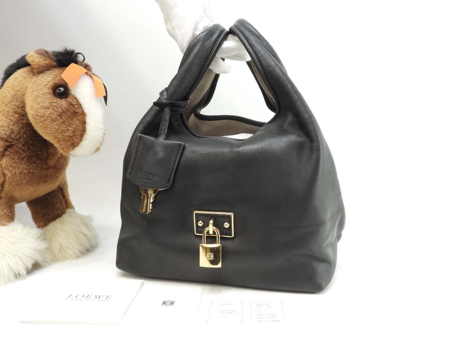 ロエベ ハンドバッグ カリエPM ナッパレザー黒 ゴールド金具 ハンドバッグ 極美品@010901