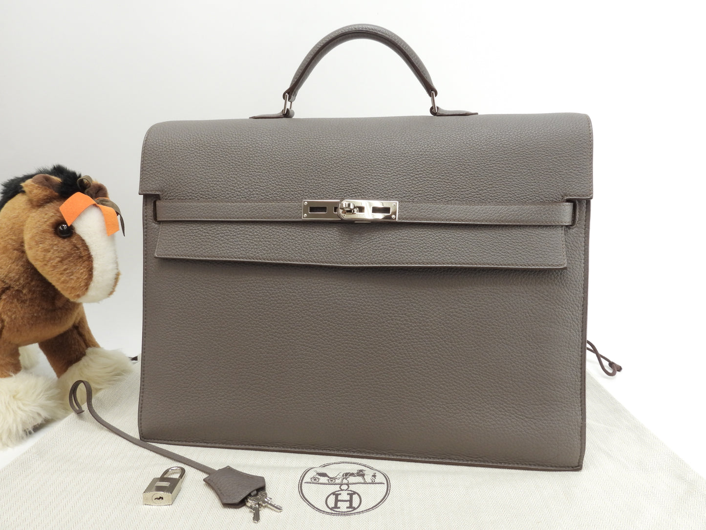 エルメス ケリーデペッシュ38 トリヨン/エタン シルバー金具 ブリーフケース 美品@□Q