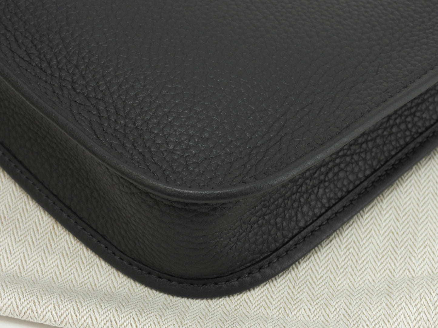 エルメス エヴリンTPM トリヨンクレマンス 黒 ポシェットバッグ シルバー金具 新品@W 2