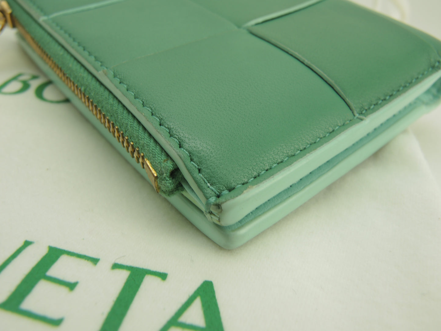 ボッテガヴェネタ 2折財布 カセット レザー緑 コンパクトウォレット@R00100322Z