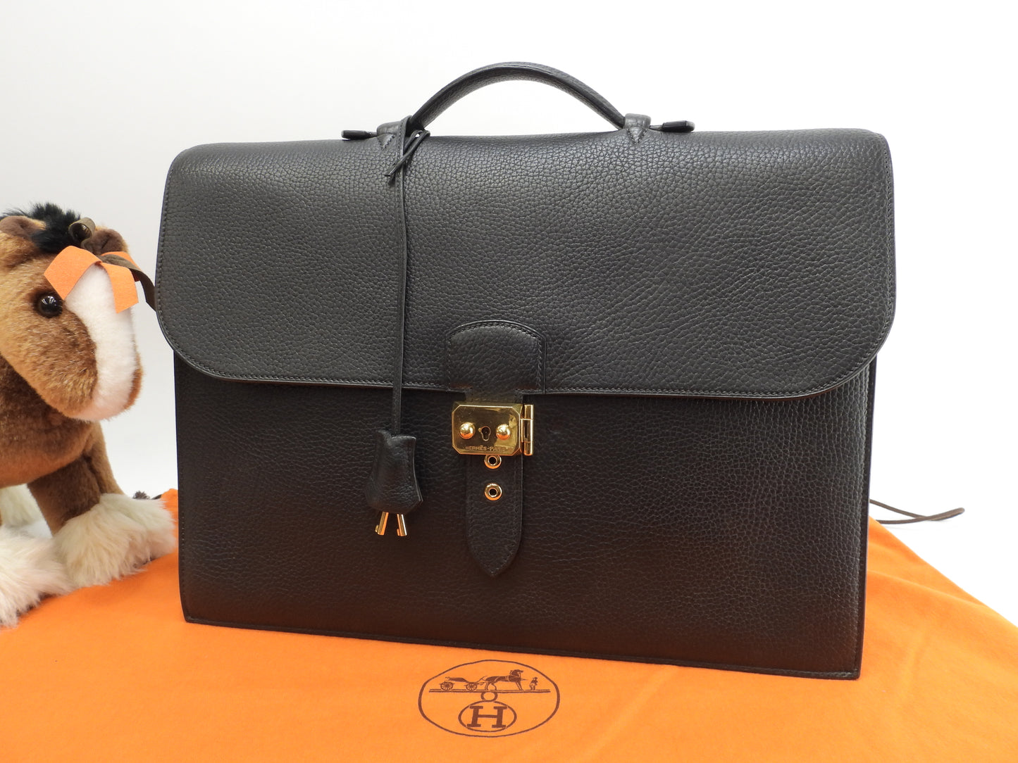 エルメス サックアデペッシュ38 フィヨルドレザー黒 ゴールド金具 書類かばん 美品@□A