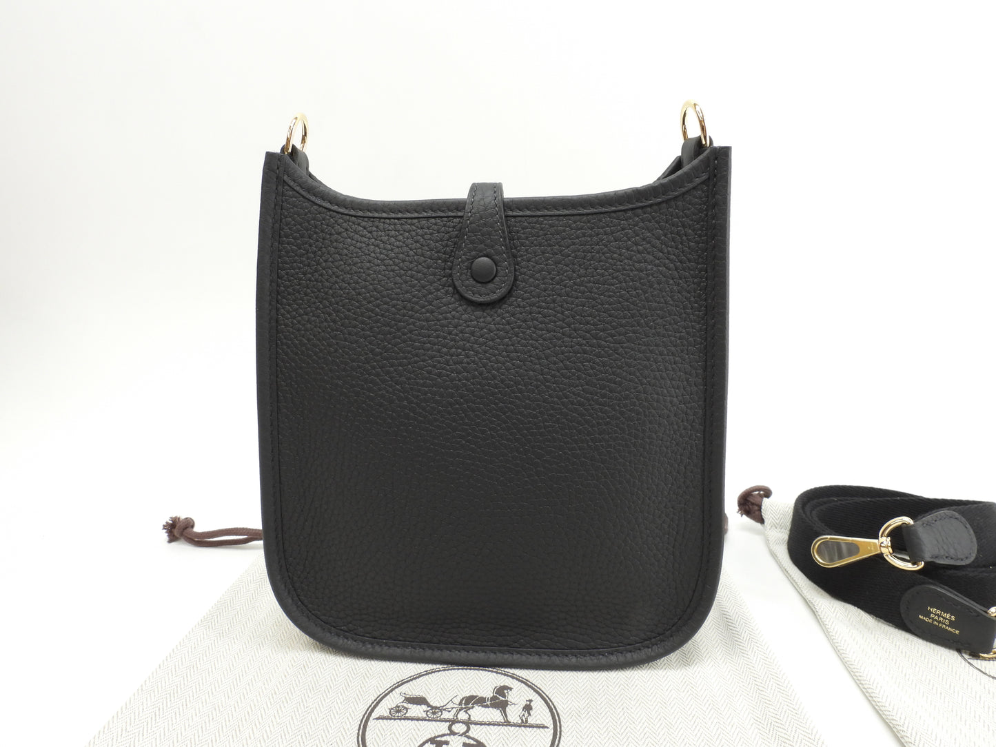 エルメス エヴリンTPM トリヨンクレマンス 黒 ポシェットバッグ ゴールド金具 新品@K