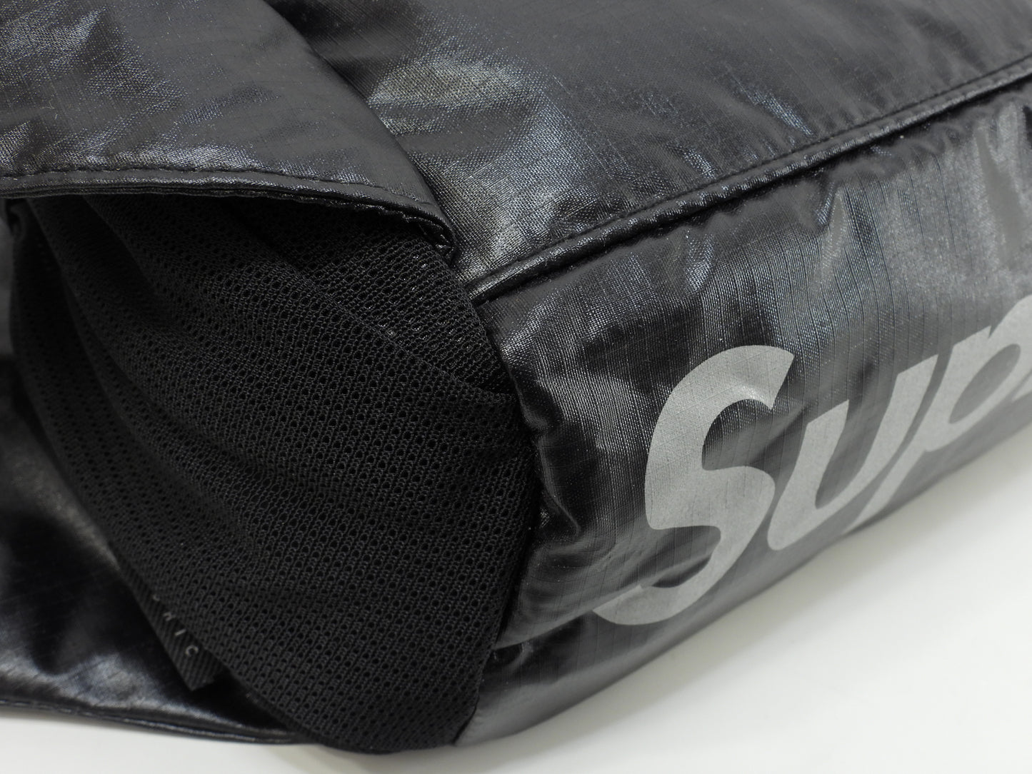 シュプリーム ボディバッグ Supremeロゴ ナイロン黒 バムバッグ ハンドバッグ 美品@ 7