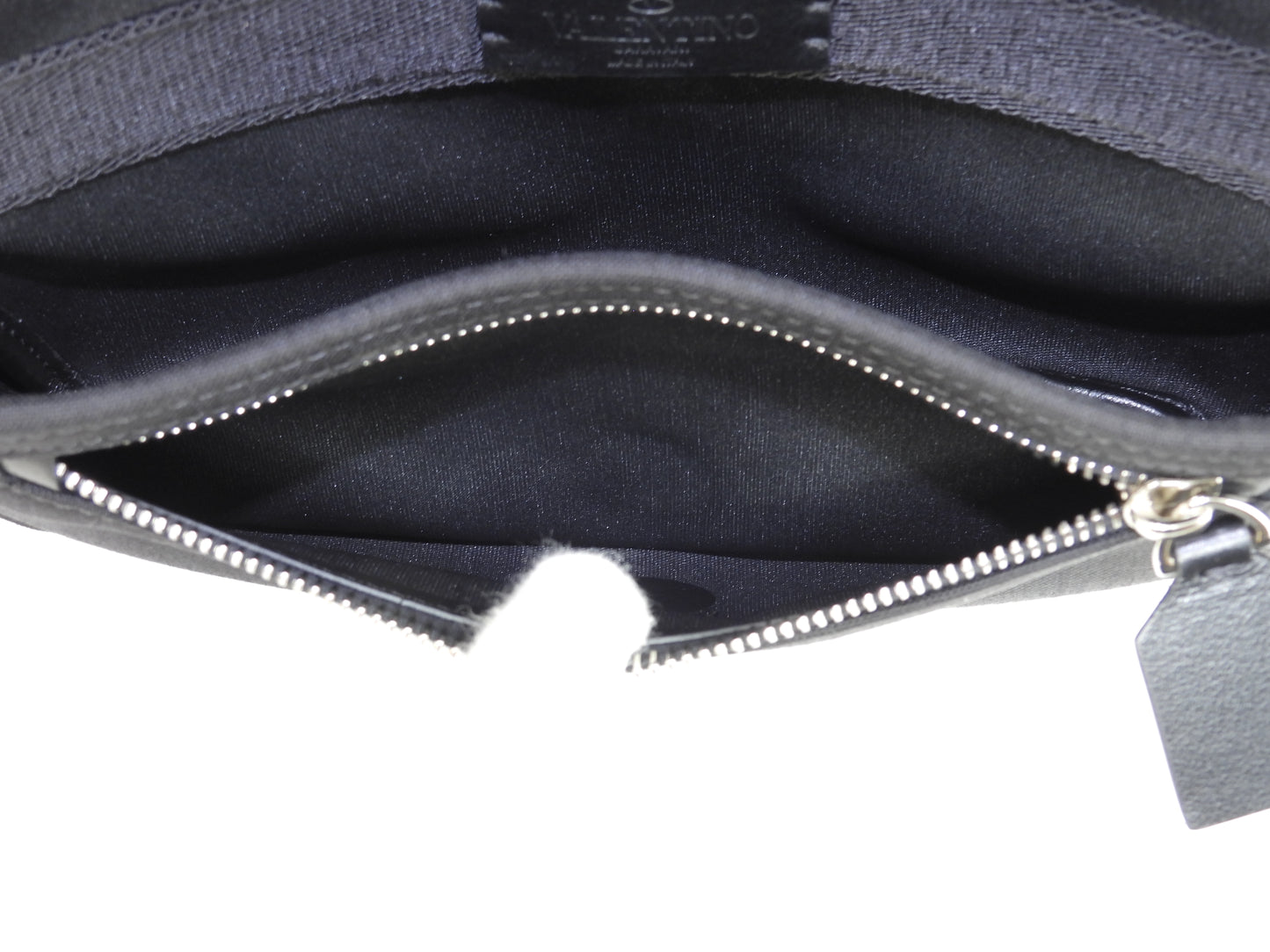 ヴァレンチノ ベルトバッグ ナイロン黒 白ロゴ ボディバッグ バムバッグ 極美品@ 2