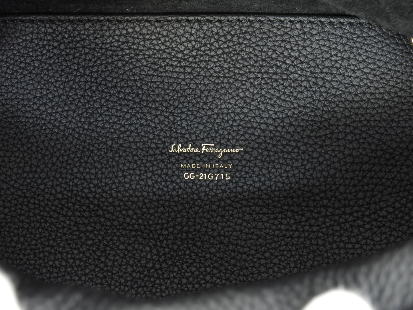 サルヴァトーレフェラガモ s付ハンドバッグ ガンチーニ トゴレザー黒 ポシェット 極美品@GG-21G715