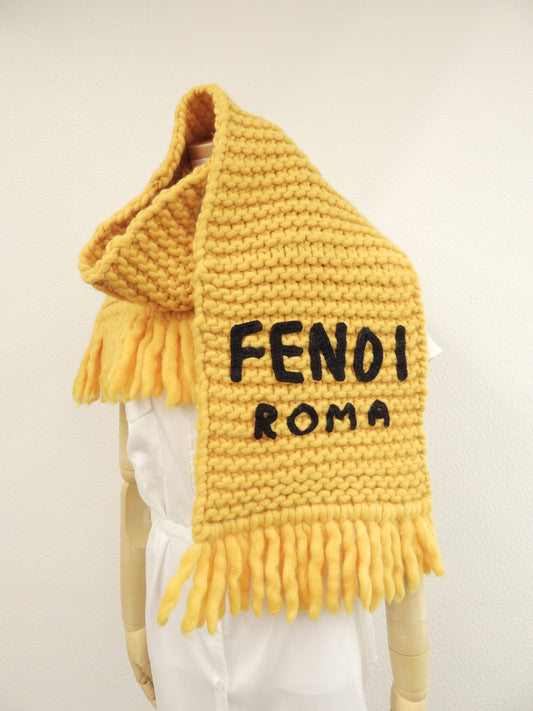 フェンディ マフラー FENDIロゴ ウール80%黄 モコモコニット ネックウォーマー 新品同様@ 1