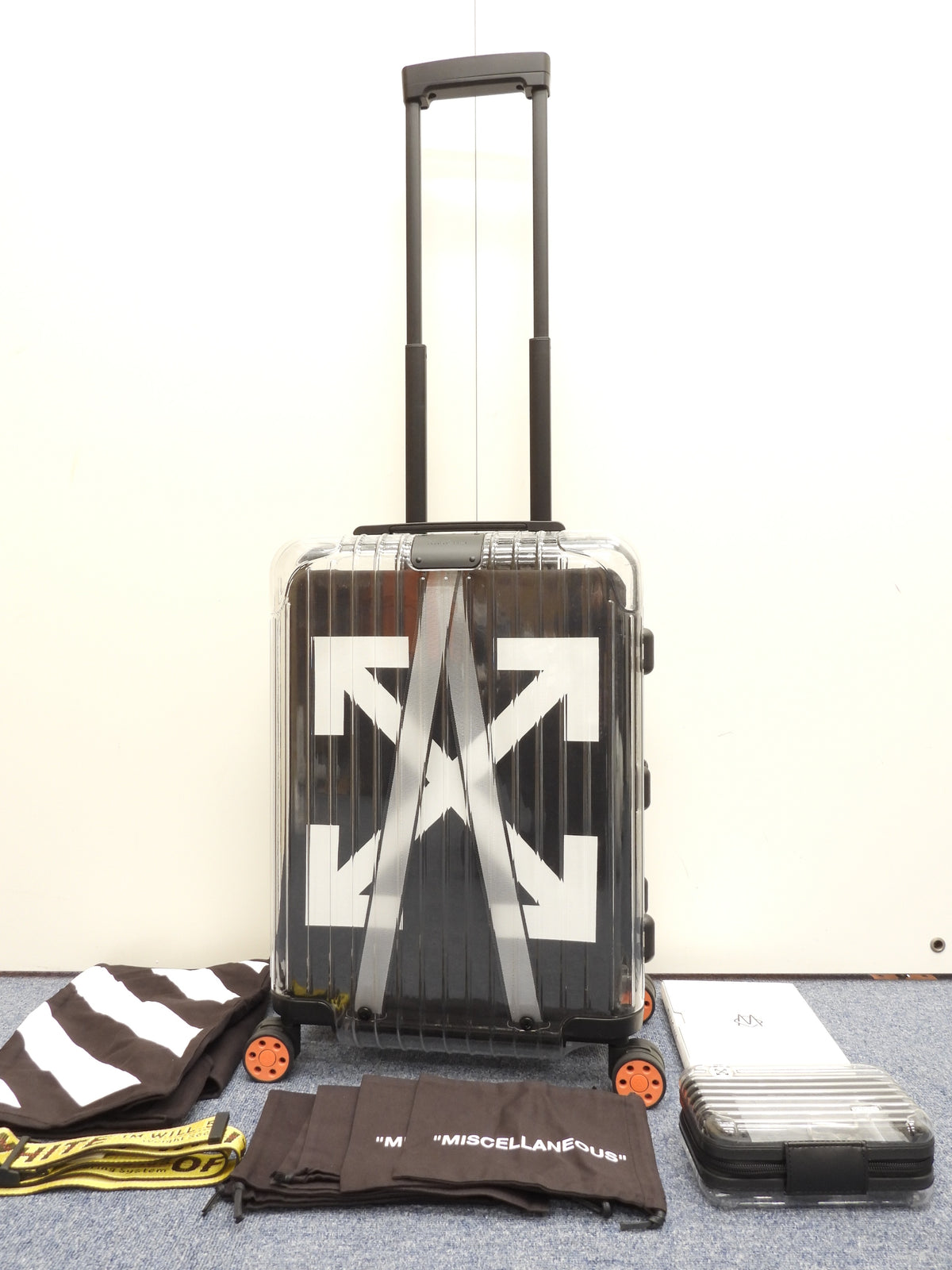 リモワxオフホワイト 四輪キャリーバッグ クリア黒 旅行用スーツケース 美品@ 1
