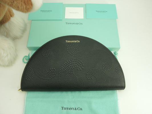 ティファニー ロングウォレット 半月 レザー黒 ジップアラウンドウォレット 未使用@ 2