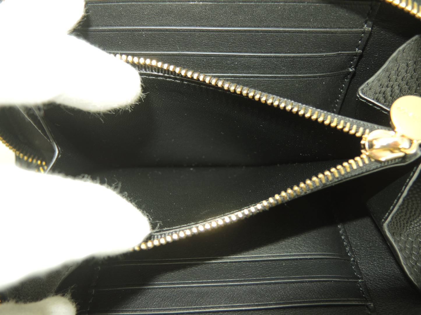 ティファニー ロングウォレット 半月 レザー黒 ジップアラウンドウォレット 未使用@ 2