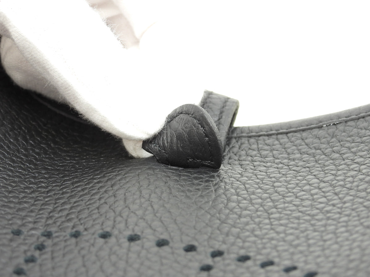 エルメス エヴリンTPM シルバー金具 トリヨンクレマンス黒 ポシェットバッグ 新品@W