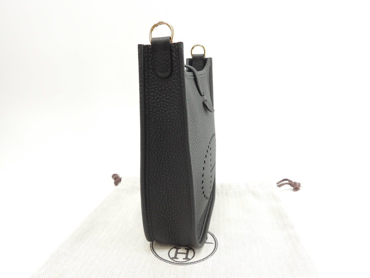 エルメス エヴリンTPM トリヨンクレマンス 黒 ゴールド金具 ポシェットバッグ 新品@K