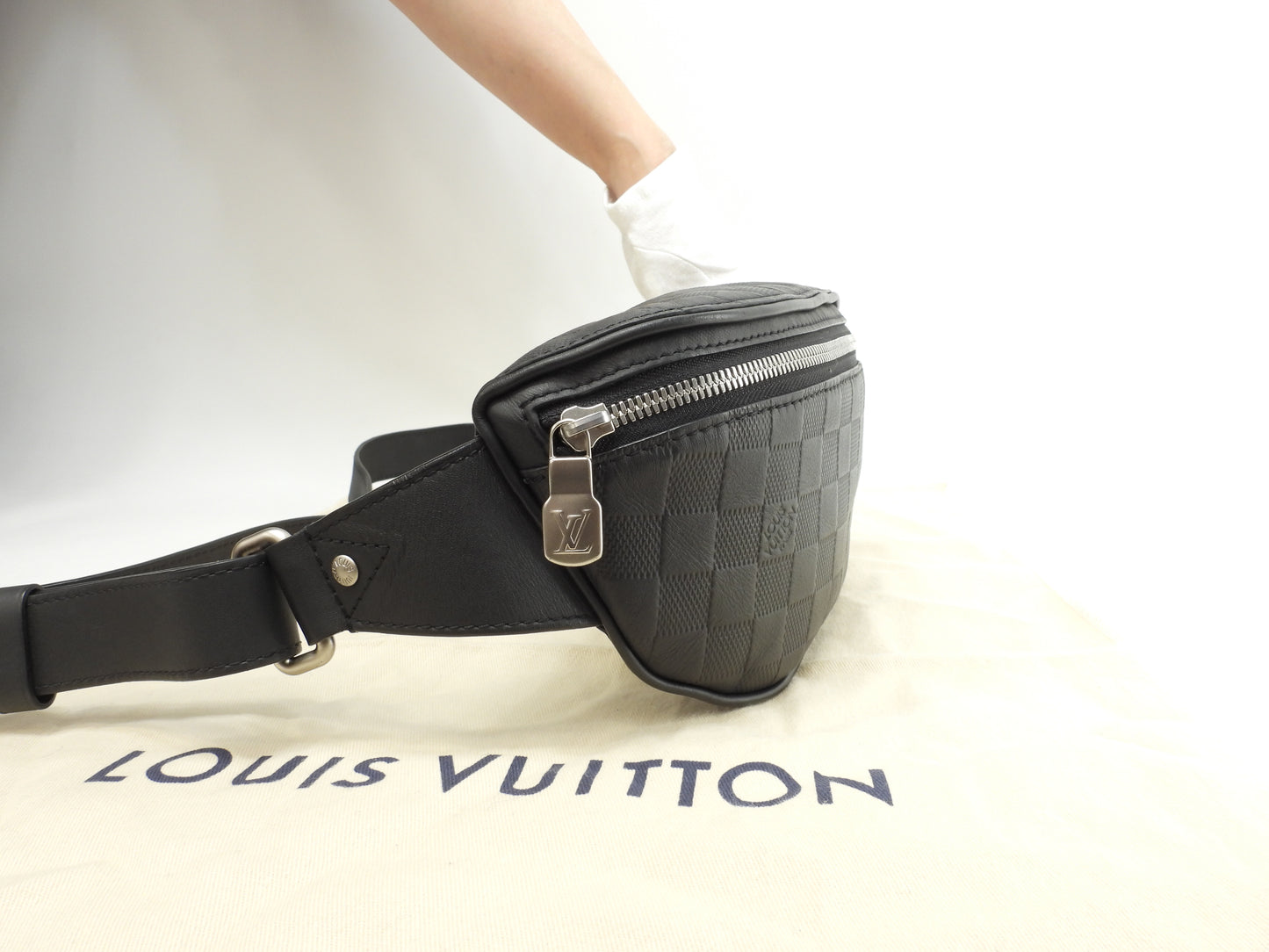 ルイヴィトン バムバッグ N40298 ダミエアンフィニ黒 ボディバッグ ベルトバッグ 極美品@CA4189