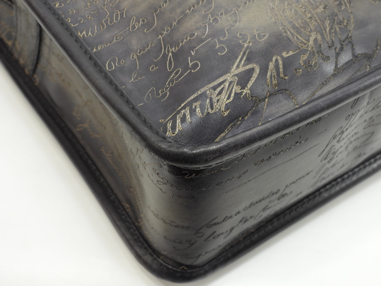 ベルルッティ アンジュール カリグラフィー レザー灰 ビジネスバッグ ブリーフケース@0133