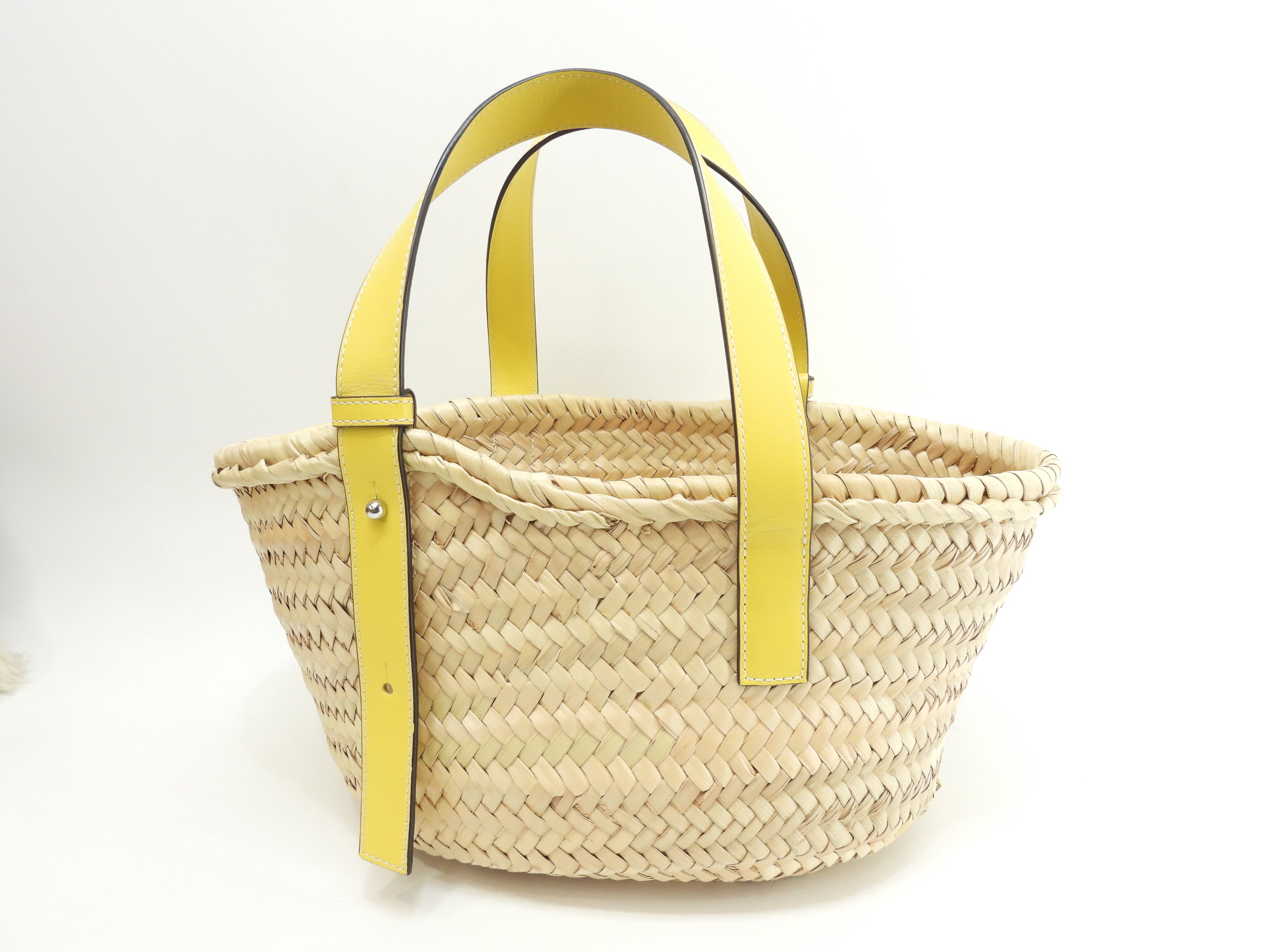 LOEWE バスケットバッグ　ナチュラル　イエロー　スモール ロエベ バスケットスモール カゴバッグ ナチュラル黄革 ハンドバッグ