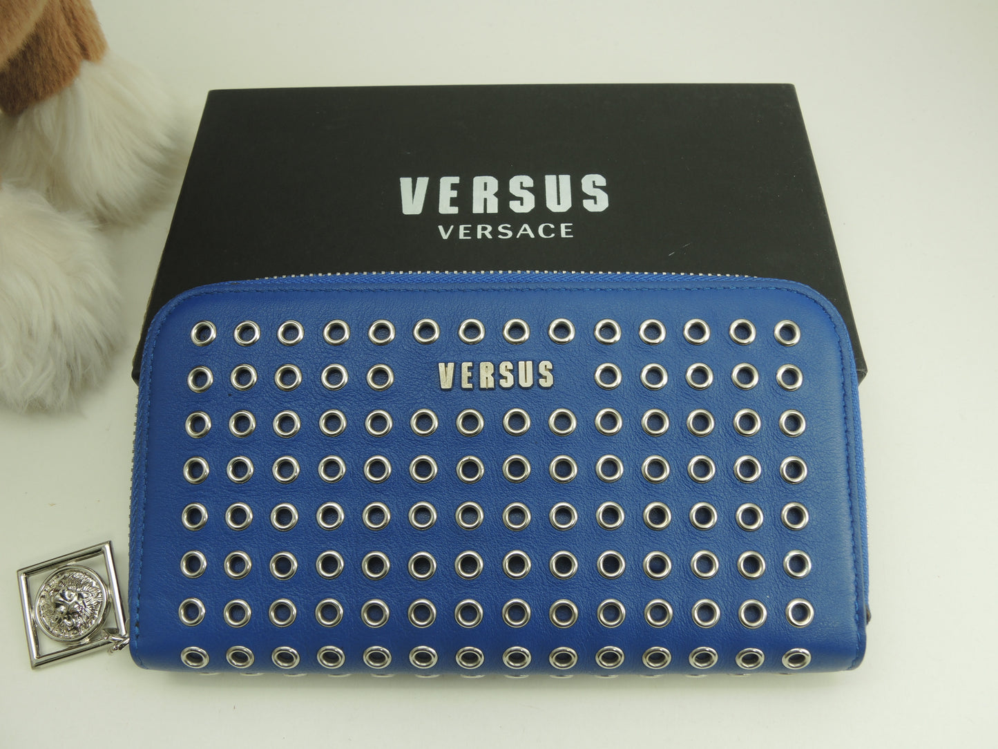 ヴェルサスヴェルサーチ ラウンドジップ長財布 リング金具 レザー青 ロングウォレット 未使用@ 1