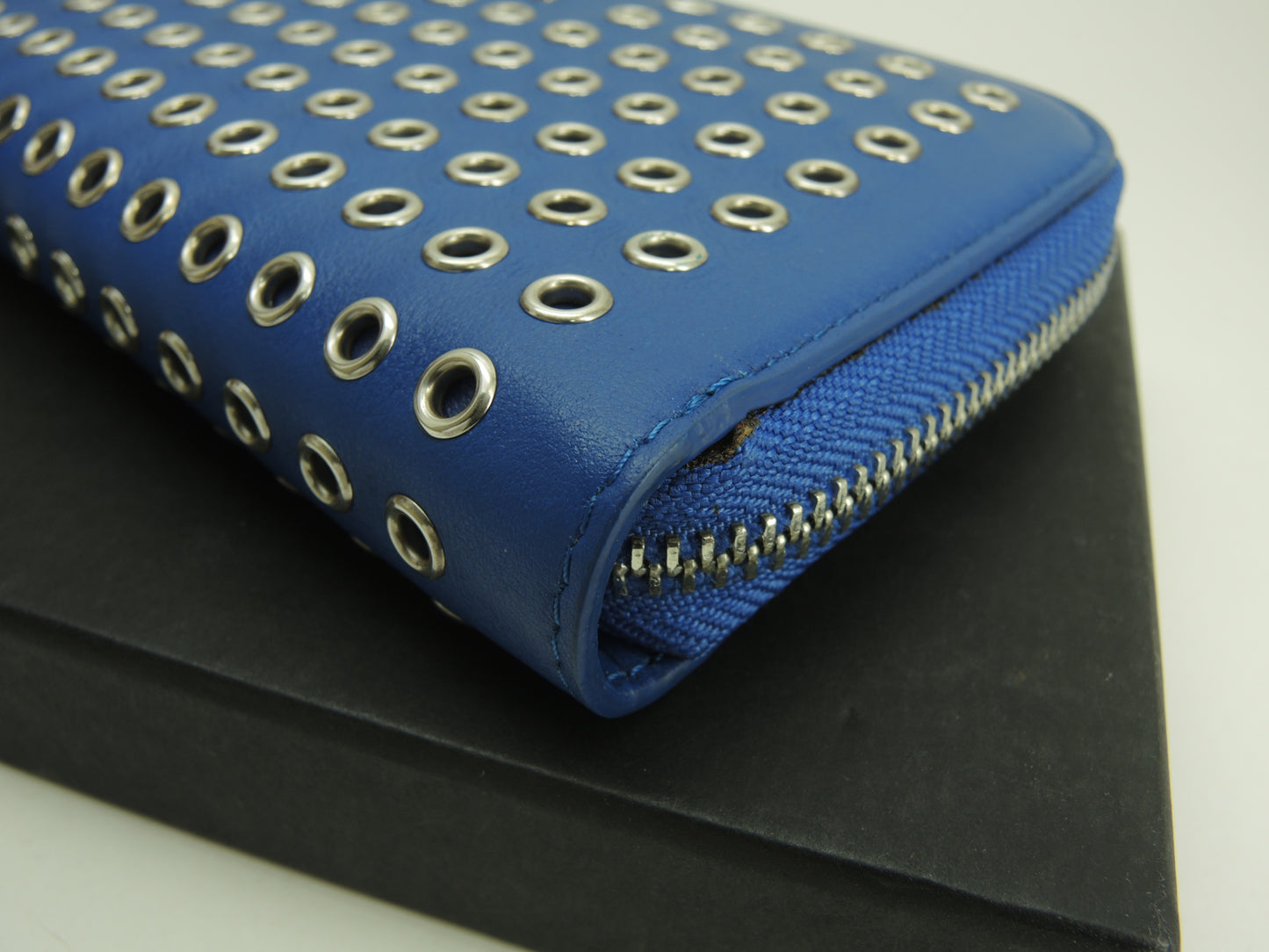 ヴェルサスヴェルサーチ ラウンドジップ長財布 リング金具 レザー青 ロングウォレット 未使用@ 1