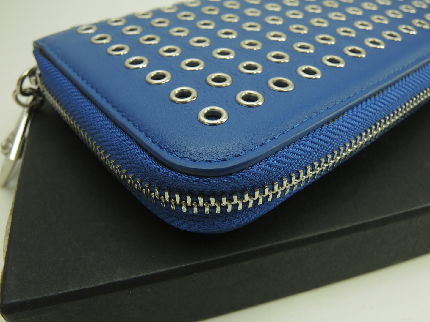 ヴェルサスヴェルサーチ ラウンドジップ長財布 リング金具 レザー青 ロングウォレット 未使用@ 1